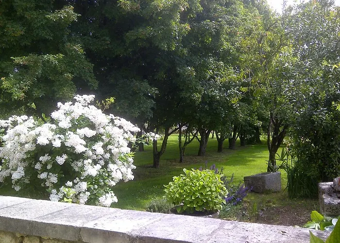 Alojamento de Acomodação e Pequeno-almoço D'hotes La Maline Trizay